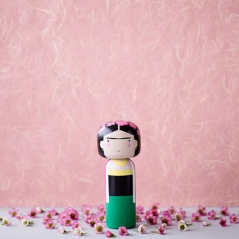 Frida-kokeshi-doll