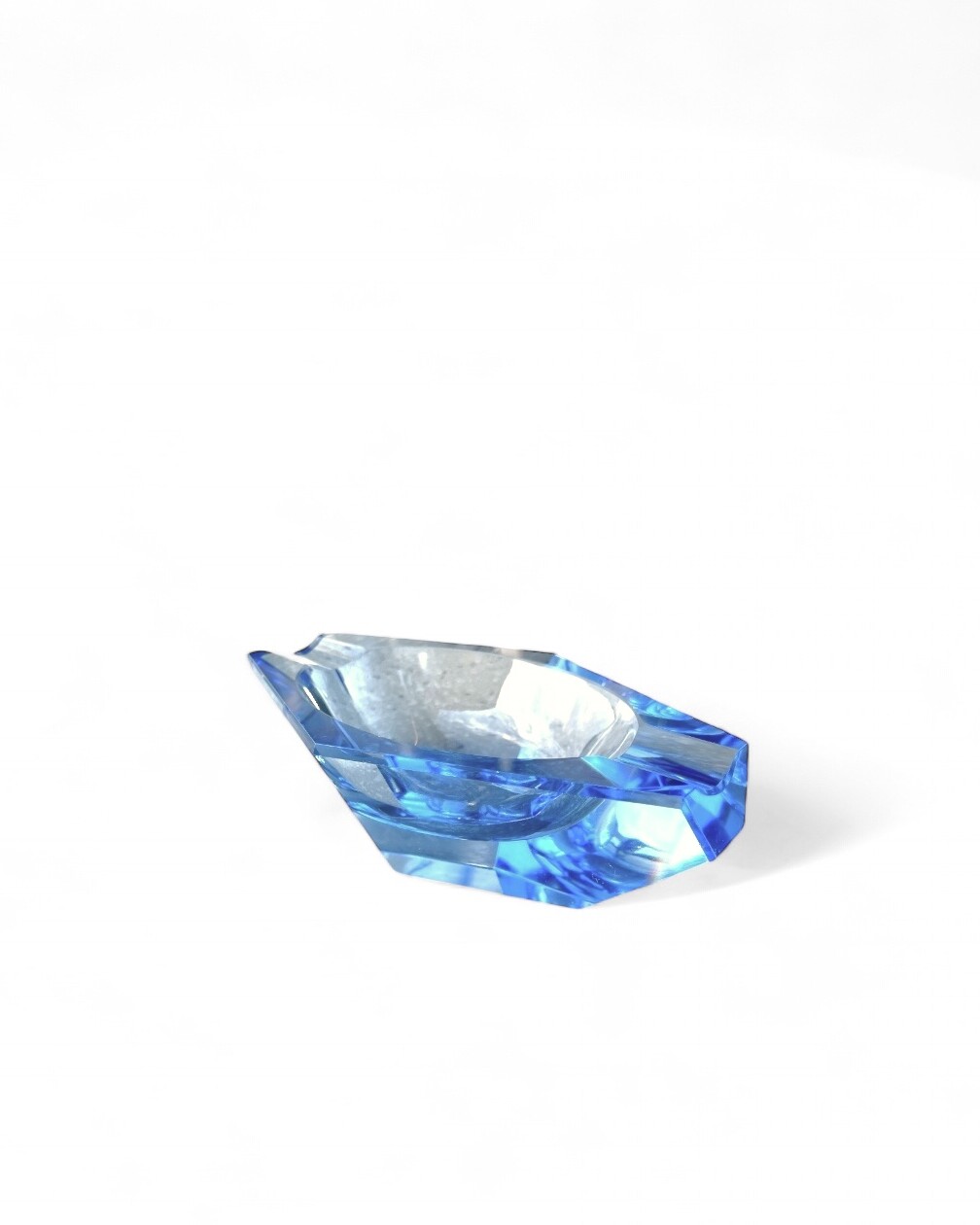 Iittala ashtray in blue facetted crystal