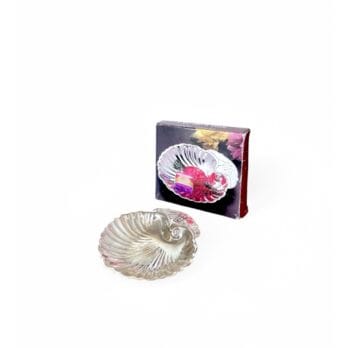 Silver-plated metal shell-shaped saucer with box